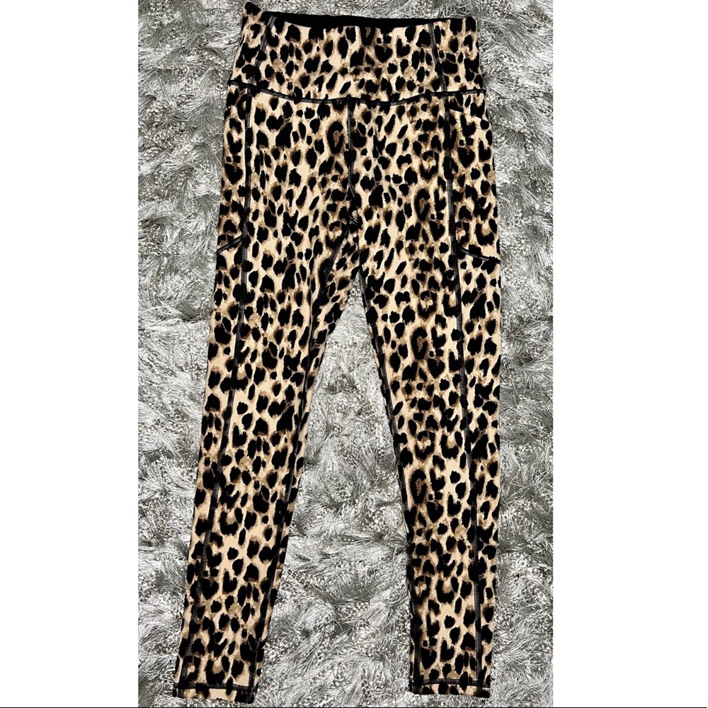 Victoria’s Secret Leopard Print Leggings